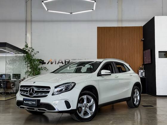 MERCEDES-BENZ GLA 200 1.6 CGI FLEX ADVANCE 7G-DCT